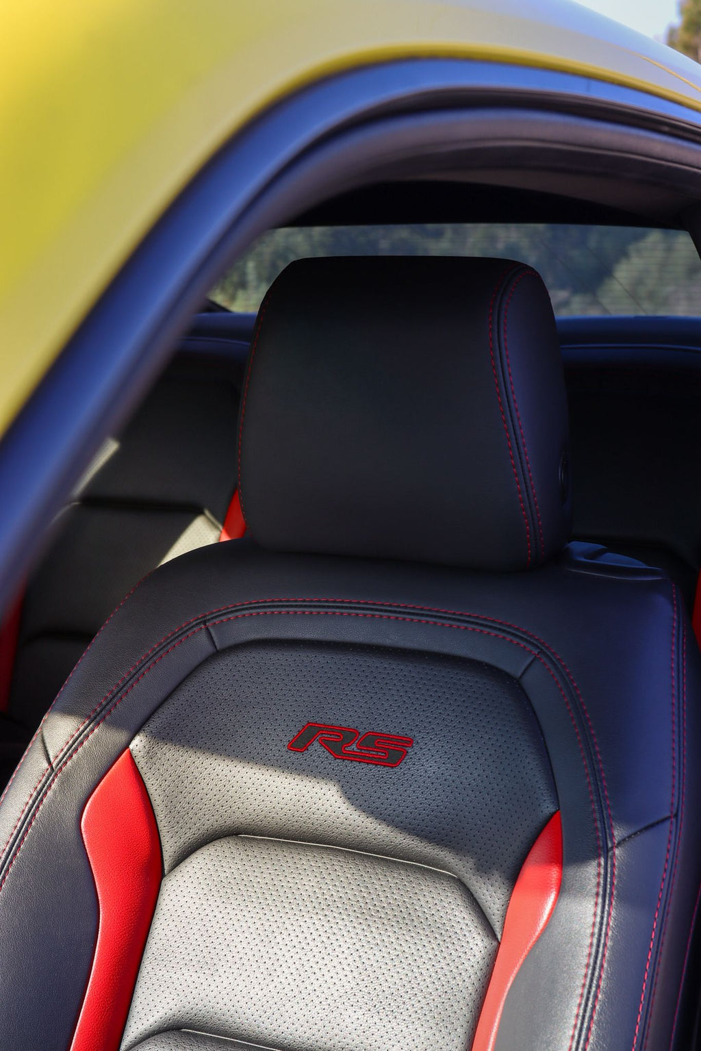 Chevrolet Camaro RS